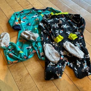 Carters footed pajamas - 2T